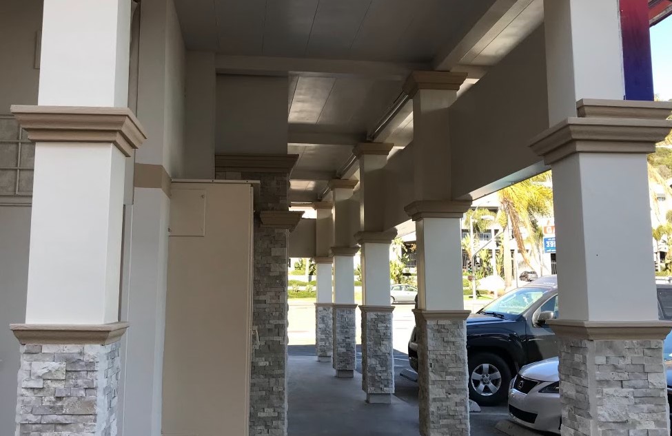 outside-columns